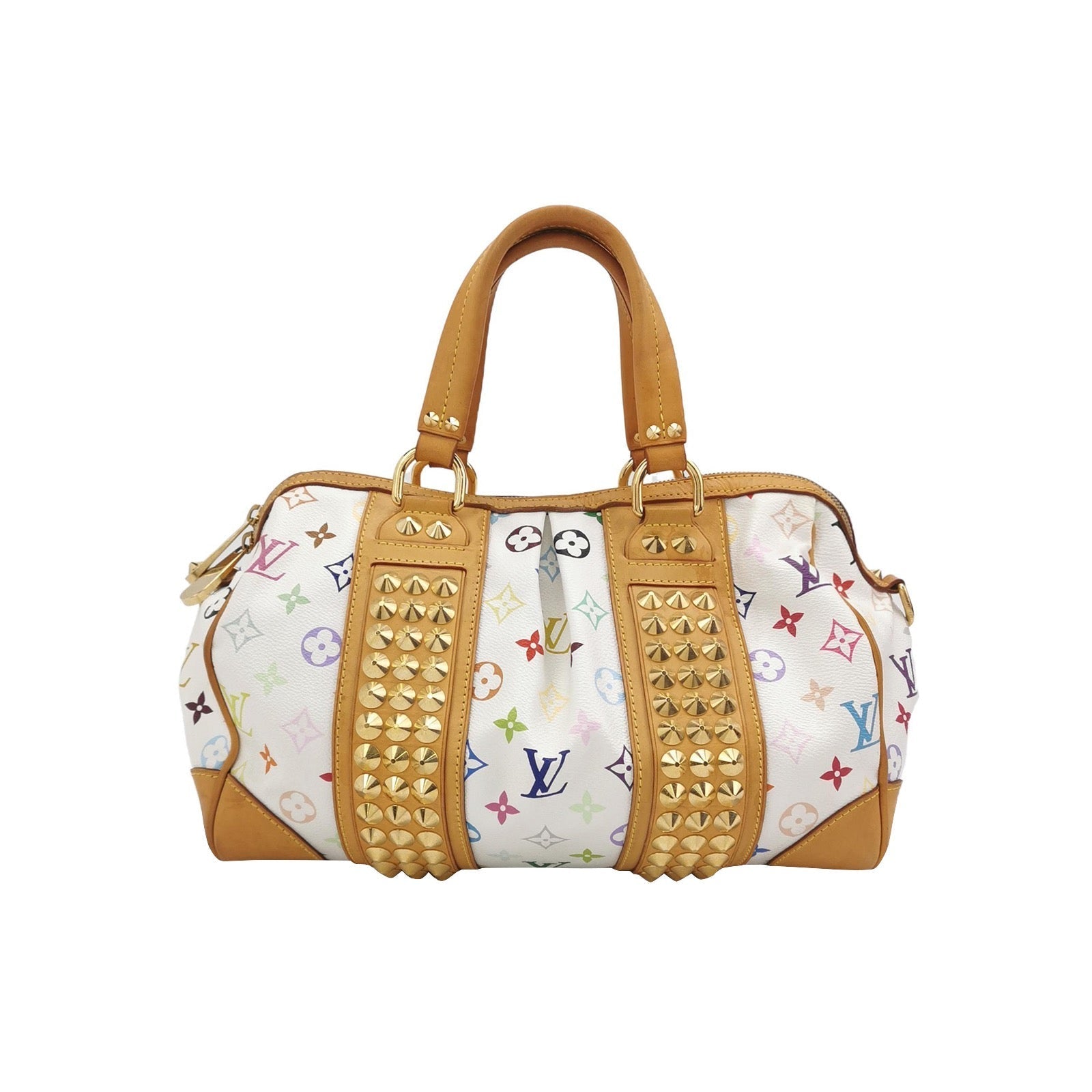 Styling Vintage Bags with Modern Outfits