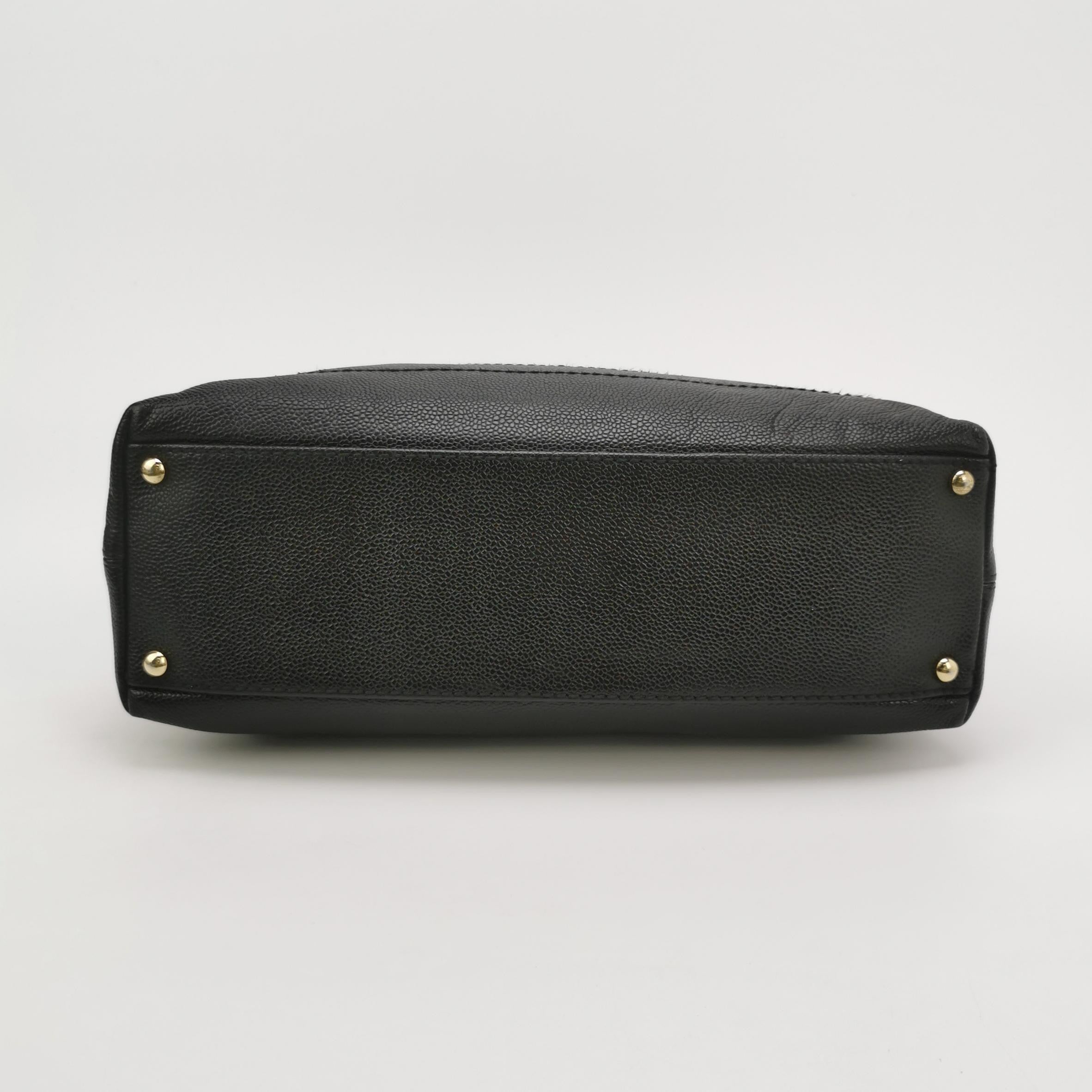 Chanel Caviar Leather CC Logo Hobo Bag