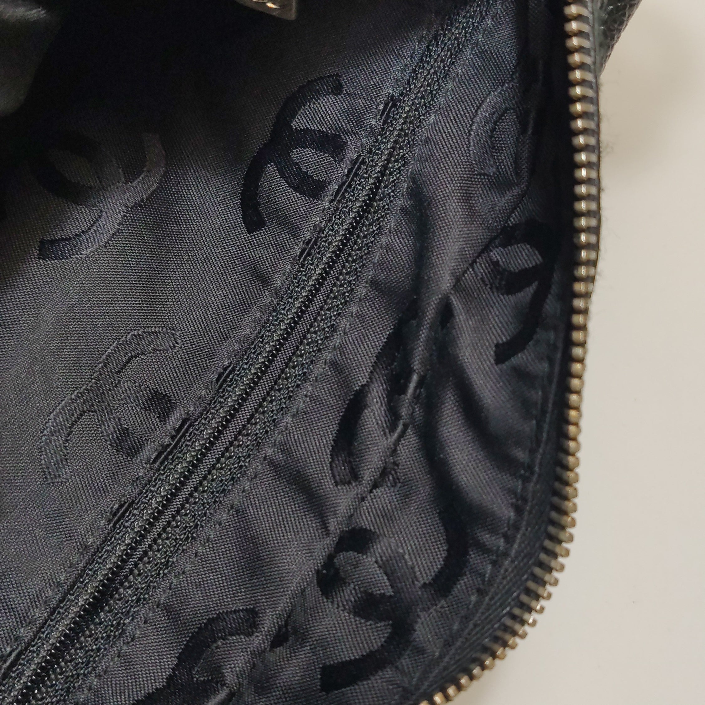 Chanel Caviar Leather CC Logo Hobo Bag