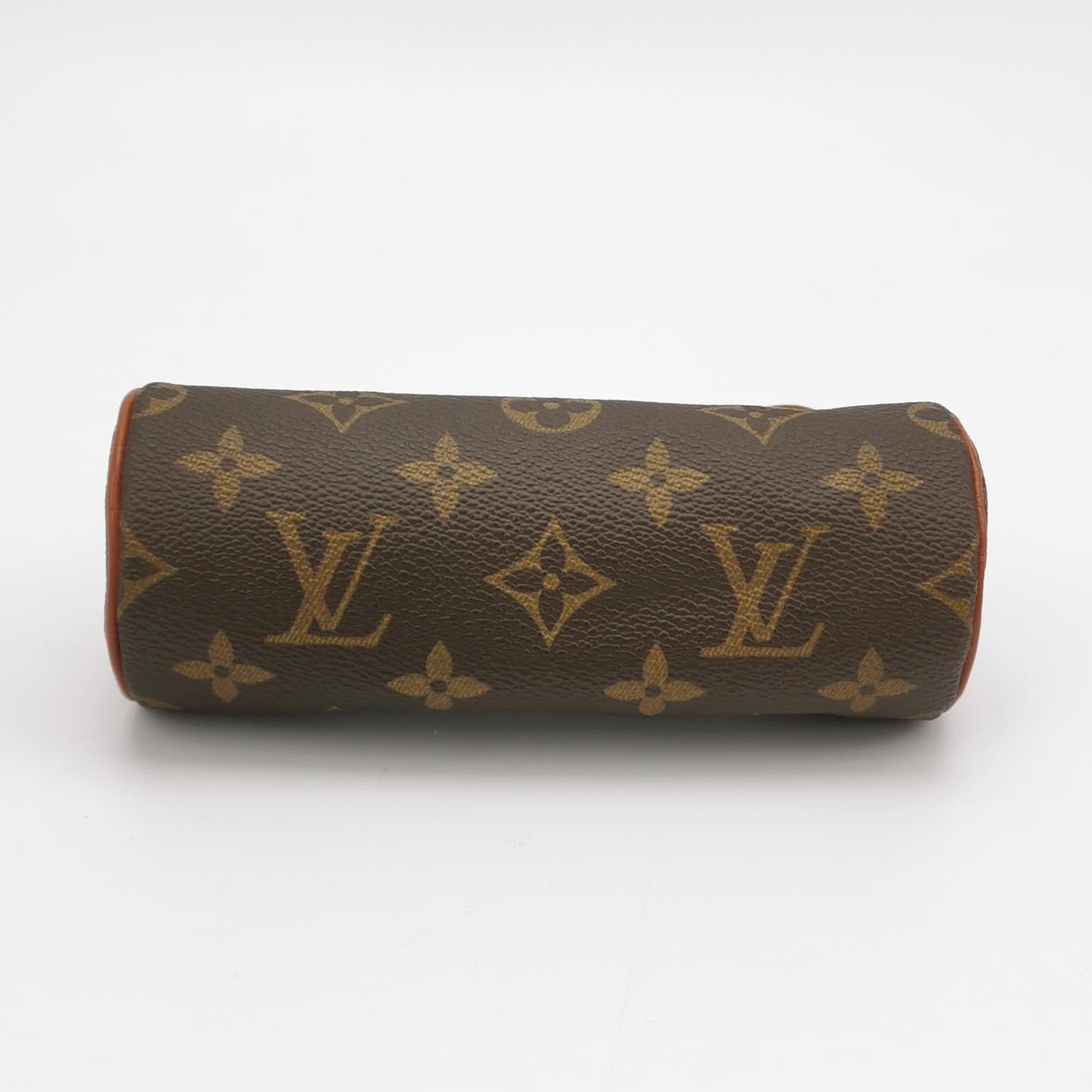 Louis Vuitton Papillon Pochette
